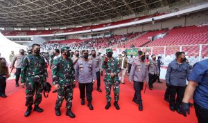 Panglima TNI dan Kapolri Tinjau Vaksinasi Massal di SUGBK