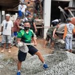 Kasdim Sintang Pimpin Langsung Kerja Bhakti di Masjid Syuhada