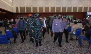 Kapolri Optimis Warga Jatim Akhir Agustus Terima Hadiah Herd Immunity