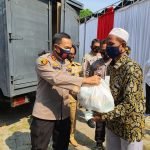 PPKM Darurat, Kapolres Serang dan Wakapolres Serang Bagikan 600 Paket Sembako