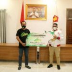 ASR Bersama Partai Gerinda Bagi Daging di Sultra