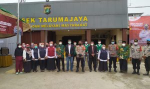 Polsek Tarumajaya Gandeng Lintas Agama Lakukan Vaksinasi Massal