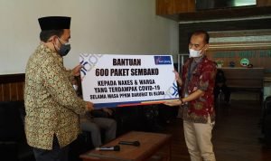 Ratusan PKL Terdampak PPKM Darurat Terima Bantuan dari Pemkab Blora