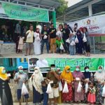 Relawan ASR Bersama Partai Gerinda Bagi Daging Kurban ke Warga Buton Tengah