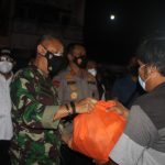 Danrem 064/MY Dampingi Kapolda Banten Salurkan 15000 Paket Bansos Untuk Masyarakat