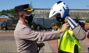 Polres Metro Bekasi Melepas Tim Patroli Vaksin Berani Satuan Lalu Lintas