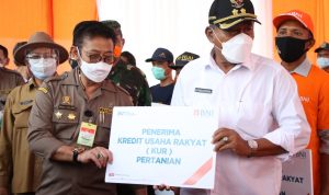 Mentan RI Syahrul Yasin Limpo Pantau Penyaluran KUR ke Petani di Kabupaten Serang