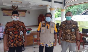 Satgas Covid-19 Kecamatan Kesugihan Gelar Penegakan Prokes dan Vaksinasi Massal