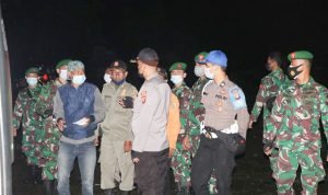 Dandim Sintang Dampingi Pamen Ahli Pangdam XII/Tanjungpura Tinjau Pos PPKM