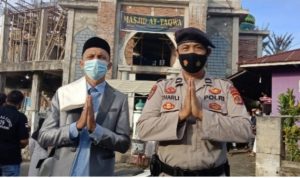 Polsek Langoan Lakukan Giat Pengamanan Sholat Ied di Masjid At-Taqwa Waleure