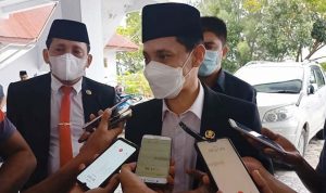 Bupati Wakatobi Tegaskan Bakal Copot Pejabat yang Lakukan Pemotongan APBDes