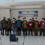 Walikota Kendari Serahkan Bantuan pada Nelayan di Abeli dan Nambo