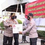 Wakapolda Sumsel Serahkan Bantuan Rapid Swab Antigen dan Hand Sanitizer ke Satwil