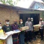 Peduli Covid-19, Satbinmas Polres Serang Salurkan Bansos ke Ponpes Nurut Taufik Cikande