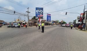 Detik-Detik Proklamasi Kemerdekaan RI ke-76, Sepanjang Jalan Cikande - Ciruas Pengendara Berhenti 3 Menit 3 IMG 20210817 WA0012