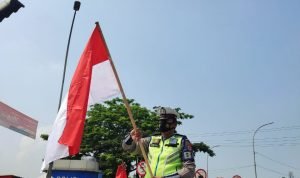 Detik-Detik Proklamasi Kemerdekaan RI ke-76, Sepanjang Jalan Cikande - Ciruas Pengendara Berhenti 3 Menit 4 IMG 20210817 WA0016