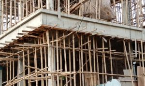 Proyek Bangunan Tiga Lantai Lolos Dari Pengawasan Kepala Trantib Kecamatan Pasar Kemis