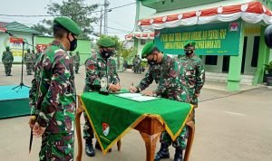 Dandim 0510/Trs Pimpin Sertijab Danramil 11 Pasar Kemis