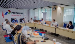 Bertemu Direksi Pertamina, Gubernur Ali Mazi Bicarakan Akses TBBM Pertamina