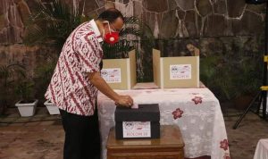 Bupati ROR dan Ketua TP PKK Sukseskan Pemilihan Pelsus Diaken GMIM