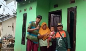 Anin, Salah Satu Warga yang Menerima Bantuan Rumah Layak Huni