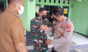 HUT TNI Ke 76, Kapolsek Pamarayan bersama 4 Camat Sambangi Makoramil Kopo