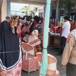 Personel Polsek Jawilan Dampingi Giat Vaksinasi di Kantor Camat Jawilan