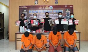 Polres Serang Polda Banten Berhasil Mengungkap Pabrik Tembakau Sintetis Skala Rumahan