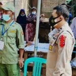 Aipda Ade Gunawan Personel Polda Banten Pam TPS, Pastikan Rasa Aman Selama Pelaksanan Pilkades Pandeglang