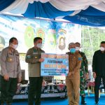 Kasdam II/Swj Dampingi Gubernur Sumsel Serahkan 100 Ribu Vaksin Covid-19 di OKI