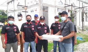 Komunitas Anduk Merah Indonesia (KAMI) Bantu Material Bangunan Untuk Musolah Warga di Perumahan Bumi Nagara Lestari