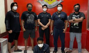 Saat Kabur Pelaku Pencurian Didoor Polisi