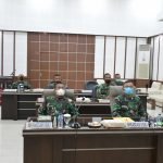 Pangdam II/Swj Ikuti Rapat Evaluasi Penanganan Covid-19 dan Program Vaksinasi
