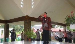 Bupati ROR Jadi Irup di Upacara Tabur Bunga Saat Ziarah ke Makam Alm KL Senduk Ayahanda Walikota Tomohon