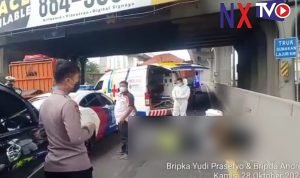 Polisi Patwal Polda Metro Tewas Terlindas Truk di Tol Cikampek