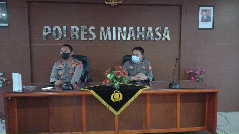 Waduh!! Diduga 2 Pelajar Menyerang Anggota Polri Berseragam 1 20211102 132226