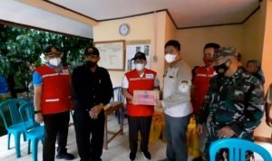 PMI Kabupaten Cilacap Serahkan Bantuan Sembako Untuk Korban Bencana