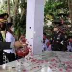 Kapolres Minahasa Pimpin Upacara Ziarah Nasional, dalam Peringatan Hari Pahlawan 2021