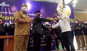 Ketua DPRD Hadiri Pelantikan dan Pengukuhan APDESI Kabupaten Bekasi
