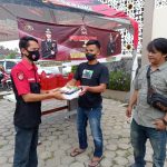 Warung Jum’at Barokan Polres Serang Polda Banten Bagikan Makanan Gratis