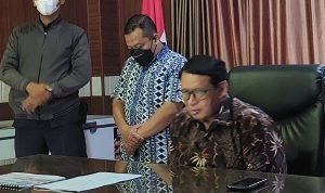 WH Sesalkan Tindakan Massa Buruh yang Menerobos Masuk ke Ruangan Kerjanya 