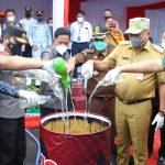 Polda Sulut Musnahkan Barang Bukti Ribuan Liter Miras Tanpa Izin Edar