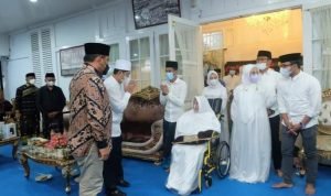 La Bakry Hadiri Malam Takziah Malam ke 7 Hari Dr. H. AS. Thamrin MH