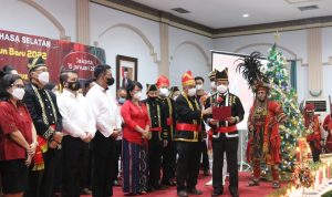 Wakili Bupati Wongkar, Wabup Petra  Bawa Sambutan Ibadah Nataru KK- Minsel