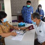 Sekda Monitoring Vaksinasi Booster Lansia di Kecamatan Cikupa