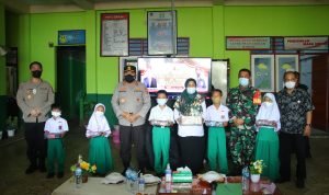 Kapolda Sulut Tinjau Vaksinasi di SD Islam Yapim Manado