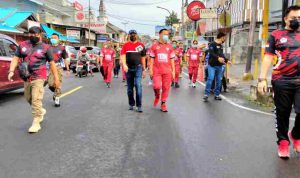 HUT Kota Tomohon, Letkol Inf Ircham Effendi bersama Forkopimda Keliling Jalan Santai