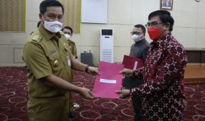 Serahkan 34 SK Stafsus Gubernur Olly Dondokambey, Wagub Steven Kandouw Begini Pesannya