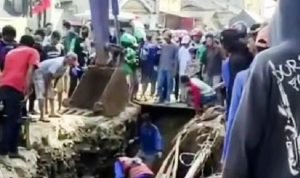 Satu Orang Diduga Tewas Akibat Longsor Proyek Instalasi Pipa Perumda TKR 