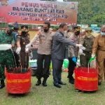Dandim 1512/Weda Bersama Kapolres Halteng Pimpin Pemusnahan Miras